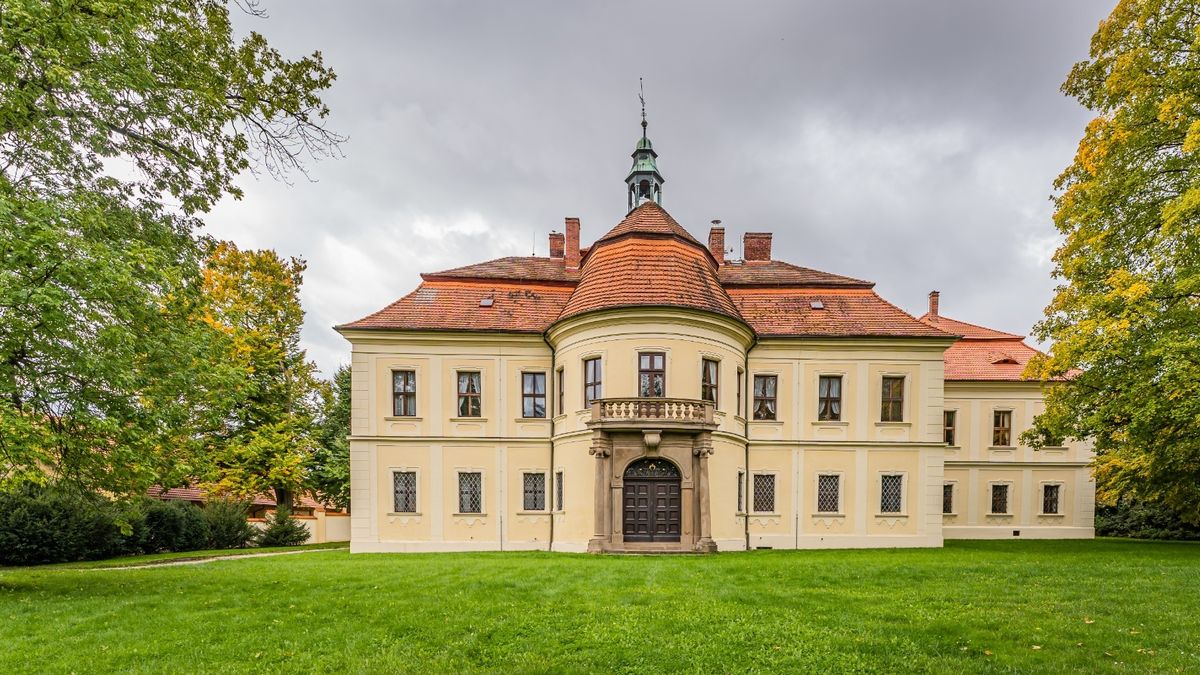 Zájemců o koupi zámků přibývá. Sledovat jen cenu se ale nevyplácí